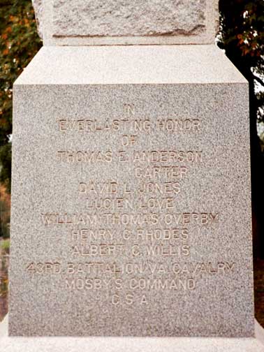 Monument Text