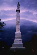 Monument, Warrenton